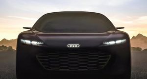 Audi представила фронтальную часть роскошного электромобиля Grandsphere с зауженной оптикой