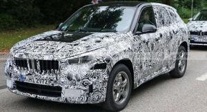 Шпионские снимки раскрыли интерьер нового поколения BMW X1