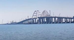 За лето по Крымскому мосту проехало больше 2 млн машин