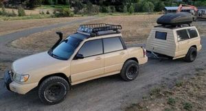 Самодельный Subaru Forester Ute с трейлером-прицепом показали в Сети