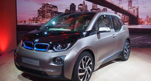 Владельцам новых BMW запретят открывать капот