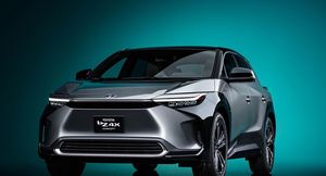 Toyota запускает приложение, которое поможет рассказать об электромобилях
