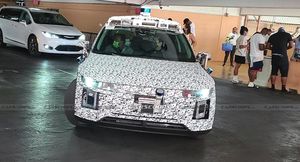 Роботакси Hyundai Ioniq 5 проходит испытания в аэропорту Лас-Вегаса