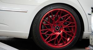 Марка Supreme подготовил 24-дюймовые колесные диски для Rolls-Royce Cullinan