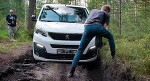 На заводе Peugeot в России создали полноприводный Traveller 4×4