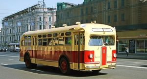 ЗиС-154 — первый послевоенный автобус