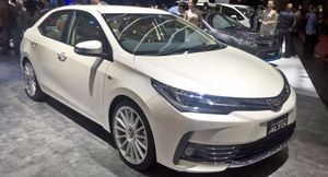 Самую популярную в мире модель Toyota Corolla временно перестали выпускать