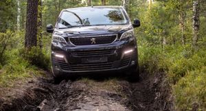 Peugeot представила восьмиместный внедорожник Traveller для выезда на природу