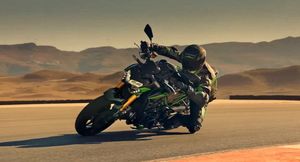 Kawasaki обновила мотоцикл Z900 SE к 2022 модельному году