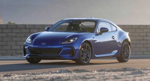 Subaru BRZ 2022 года появился в конфигураторе: стали известны цены