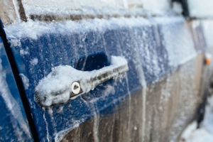 Можно ли мыть машину в холодное время года