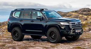 Автомобиль Toyota Land Cruiser 300 показан на рендерах во внедорожном тюнинге
