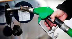 С чем связано падение цен на бензин этой осенью