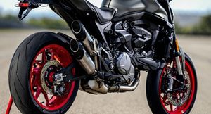 Раскрыта дата старта продаж и характеристики байка Ducati Monster