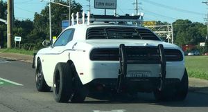 Переделка Dodge Challenger — сдвоенные колёса и верхний багажник