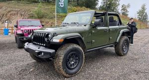 Jeep представляет Wrangler в "армейской" версии Unlimited Willys Xtreme Recon