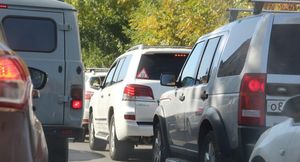 Россияне стали реже пользоваться своими автомобилями