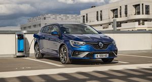 Renault приступил к выпуску базовой модификации E-Tech