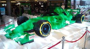 Болид Formula 1 собран из 500 000 деталей Lego и занесен в книгу рекордов Гиннеса