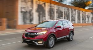 Гибридный Honda CR-V 2023 дебютирует в качестве 6-ой генерации японского внедорожника