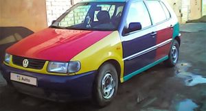 В России выставили на продажу разноцветный Volkswagen Polo Harlekin за 250 тыс. рублей