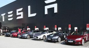 Полицейские Техаса собираются отсудить у Tesla 20 млн долларов за ранения от автопилота марки