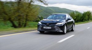 Владимирский областной суд закупает Toyota Camry за 2,4 млн рублей