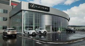 Для Toyota и Lexus запустили новую программу постгарантийной поддержки в России