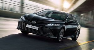 Toyota Camry XV70: так ли хорош на самом деле