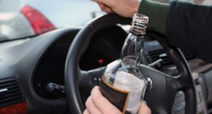 Можно ли пить алкоголь, если утром нужно сесть за руль