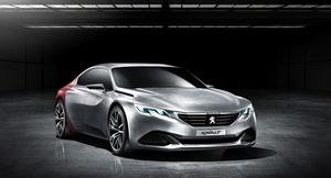 Peugeot Exalt: Ещё один авто из будущего