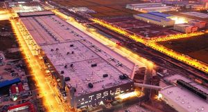 Tesla почти не страдает от дефицита электронных компонентов