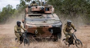 Австралийские военные пересели на стелс-байки