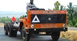 Почему в Индии популярны грузовики без кабины?