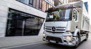 Первый грузовик Mercedes-Benz на электротяге поступил в производство