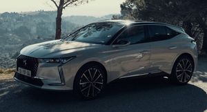 Кросс-хэтч DS 4 2021 выходит на рынок в новых комплектациях