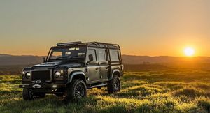 Land Rover Defender 90-это идеальное сочетание изысканности и внедорожных возможностей