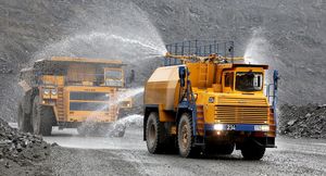 Новый транспорт для борьбы с пылью пополнил автопарк Лебединского ГОКа