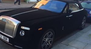 В Сети появились фото бархатного Rolls-Royce
