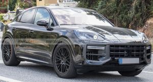 Купеобразный кроссовер Porsche Cayenne Coupe 2022 заметили во время тестов