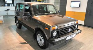 Пятидверная Lada Niva Legend остается в строю до конца 2021 года