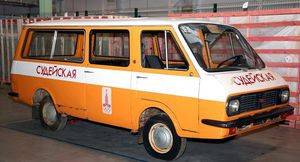 РАФ-2910 — микроавтобус-электрокар, который строили к Олимпиаде 1980