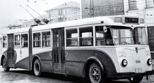 Isotta Fraschini TS40 — троллейбус-гармошка