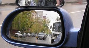 Настройка зеркал заднего вида в автомобиле — рекомендации, правила