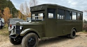 ЗИС-8 — первый пассажирский автобус в СССР