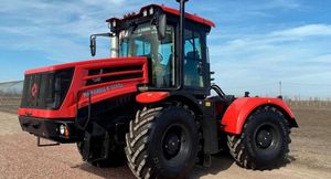 Обновленный “Кировец” К-525: как модернизировали тяжёлый трактор?