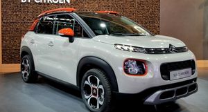 Citroen предоставила муниципалитету Греческого острова 6 электромобилей