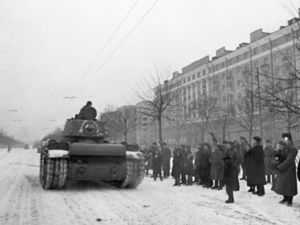 Ноябрьский парад 1941 года: танковый инцидент приняли за покушение на Сталина