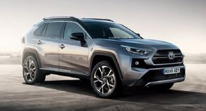 В США состоялся дебют Toyota RAV4 2022 модельного года