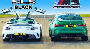 Дрэг-гонка: Mercedes-Benz SLS AMG Black против новой BMW M3